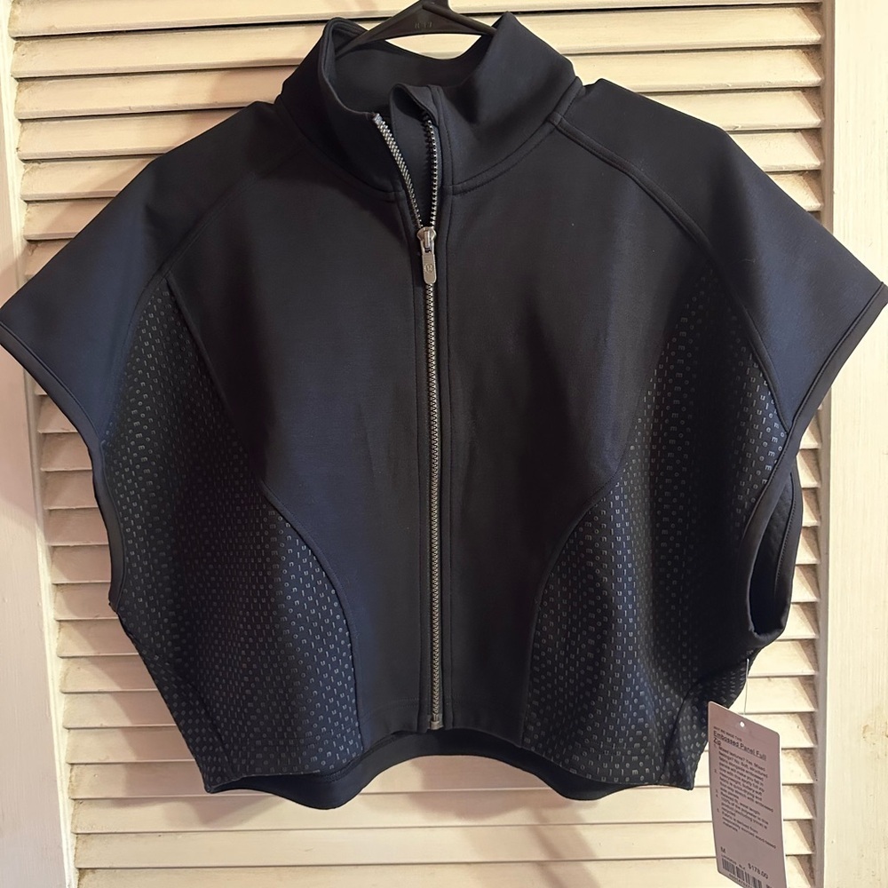 Lululemon NWT Embossed Panel Full Zip